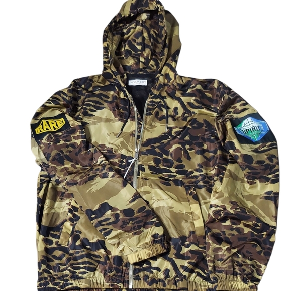 Givenchy | NWT Camo Cheetah Jacket | Khaki | Full Zip | Windbreaker | Rare - Picture 7 of 16